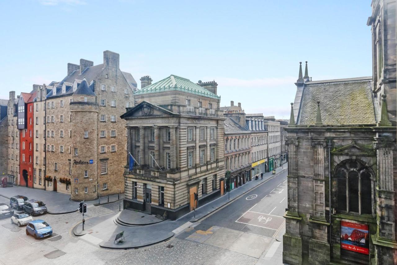 Royal Mile Mansions 14 Apartamento Edimburgo Exterior foto
